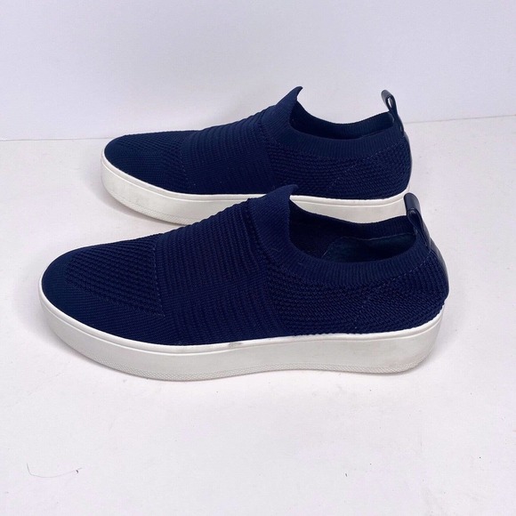 Steve Madden BEALE Sz 7.5 Navy Knit Fabric Slip On Low Top Shoes Womens Comfort - Picture 3 of 7
